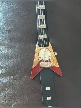 Rare Vintage 2002 Limited Edition 50th Anniversary Elvis Presley Guitar Watch